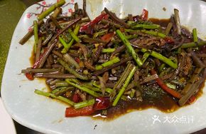 Monkey Leg Stir-Fry with Pork
