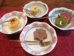 -梅间堂茶馆(绿地缤纷城店)