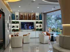 -皓齿连锁·雅贝健口腔·种植·矫正中心(虹口曲阳路店)