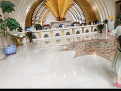 -碧中海汤泉汗蒸酒店