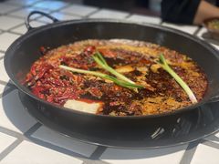 -贰回巷火锅馆(钟楼店)
