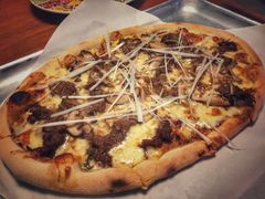 烤牛肉披萨-I HOLIC艾豪丽披萨(KKone店)