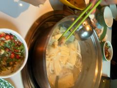 -润园四季椰子鸡火锅(卓越INTOWN店)