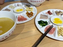-建新园过桥米线(金碧广场店)