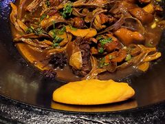 -山妹子铁锅炖