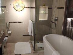 -青岛海尔洲际酒店