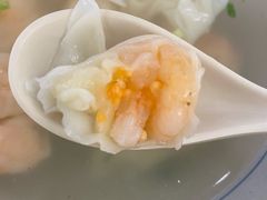 蟹仔鲜虾云吞-雪姨手作(幸福南路店)