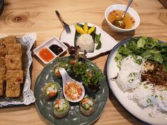 -越美小馆·越南料理(曲江店)