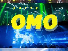-OMO PARTY HOUSE