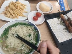 -西部马华清真兰州牛肉面·烧烤夜市(上地店)
