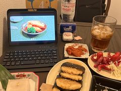 -嘁嘁茶泡饭