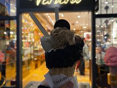 -VENCHI 闻绮(上海佛罗伦萨小镇店)