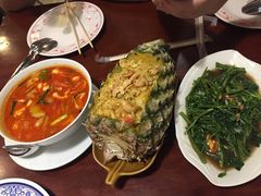 -Dang restaurant (patong phuket)