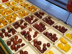 -涨巢·潮玩水疗局