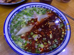 -伊穆祥牛肉面总店·清真