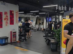 -超鹿运动(达信大厦店)