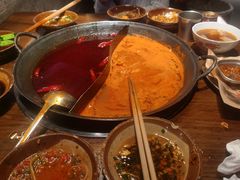 -萍姐火锅·公路夜市(武汉首店)