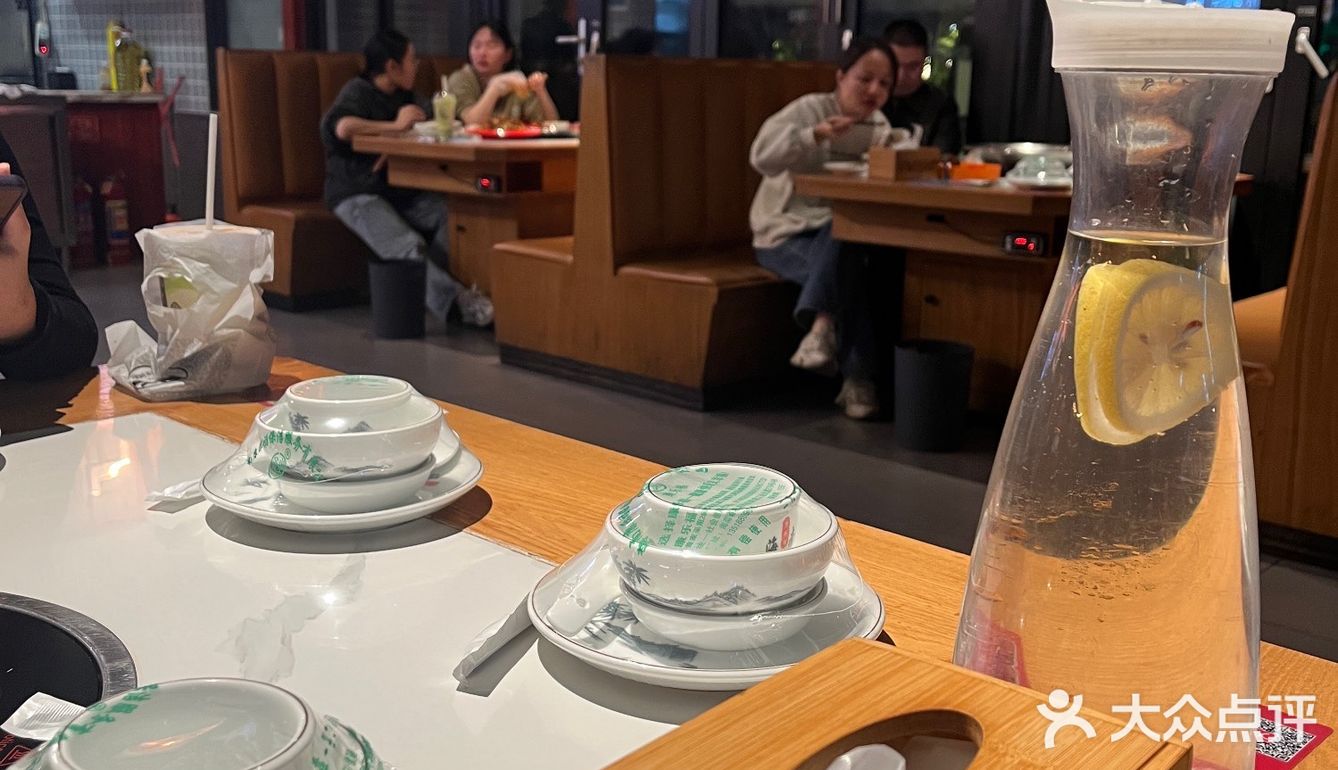 今天吃撑了，超满足