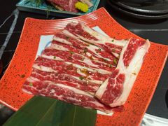 -山川小町·极番烧肉(新地假日广场店)