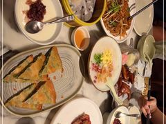 -蝴蝶里·粤菜·点心(滨江龙湖店)