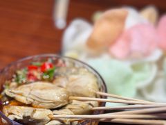捞汁蚝肉-蚝堡海鲜·威海菜·海肠捞饭·烧烤·亚洲吃蚝公司(幸福门店)