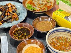 -阿山卓·野生菌火锅·纳西火塘烤肉