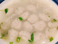 小船鱼丸汤-小船渔村•大连菜•大连焖鱼(黄河路店)