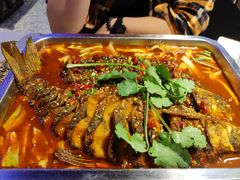 -老街烧烤大排档·地道湖北菜·龙虾馆(汉口火车站店)