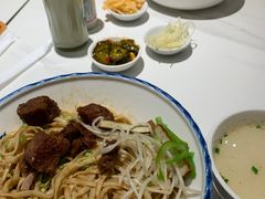 -镇南锅盖面馆(解放路店)