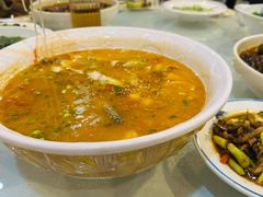 酸汤乌鱼片-老幺泉水鸡