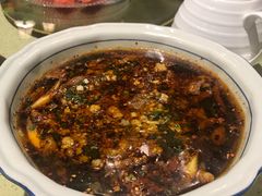 水煮牛肉-铜锣湾·有麝自然香(重庆新天地店)