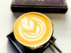 -UNI UNI(环亚凯瑟琳店)