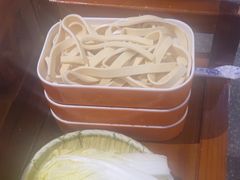 -乡土黄·鲜牛肉火锅·小龙虾(兴业街店)