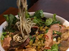酸菜牛肉面加猪腰-易裕和·长沙米粉(友谊路店)