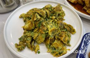 Stinging Nettle and Egg Stir-fry