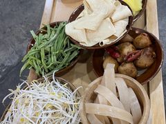 -正贰捌经重庆老火锅(建设路店)