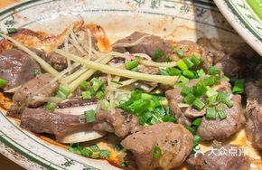 Steamed Sirloin Bones