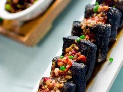 -黑色经典臭豆腐·湖南特产(步行街店)