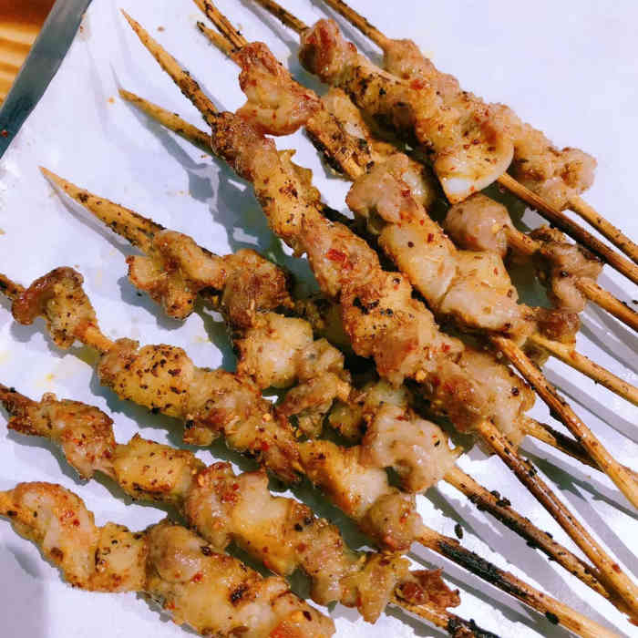 大拇指烧烤-"济南腰王的名号也是响当当,各种美食视频号.
