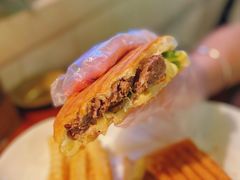 -MADO冰淇淋咖啡馆(淘金店)