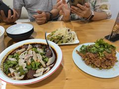 -朱大嘴肥肠血旺(福字街店)
