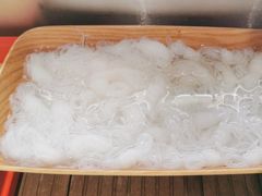 -牛YO寿喜烧·铁板烧和牛火锅自助(市府恒隆店)