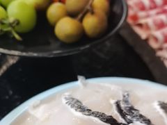 -鹿鸣山草本茶香火锅(园西路店)