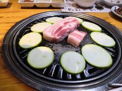 -唯成•韩国炭火烤肉 유성고기