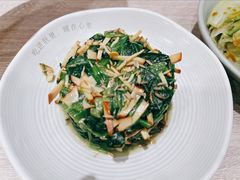 -康师傅私房牛肉面(马泉营奥莱店)