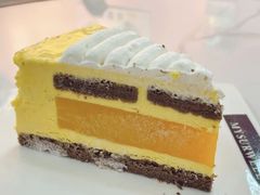 芒果流心切块蛋糕-麦雪尔甜品·生日蛋糕(新街口旗舰店)