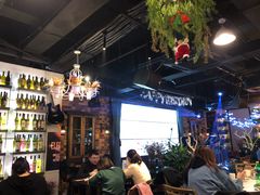 -幸福里音乐酒吧餐吧(朗臻新天地店)