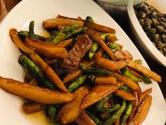 -侬佳蒸菜馆(听潮店)