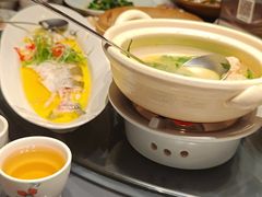 -江宴渔村·鱼鲜土菜(紫荆广场店)