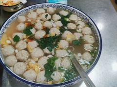 -虹建餐厅